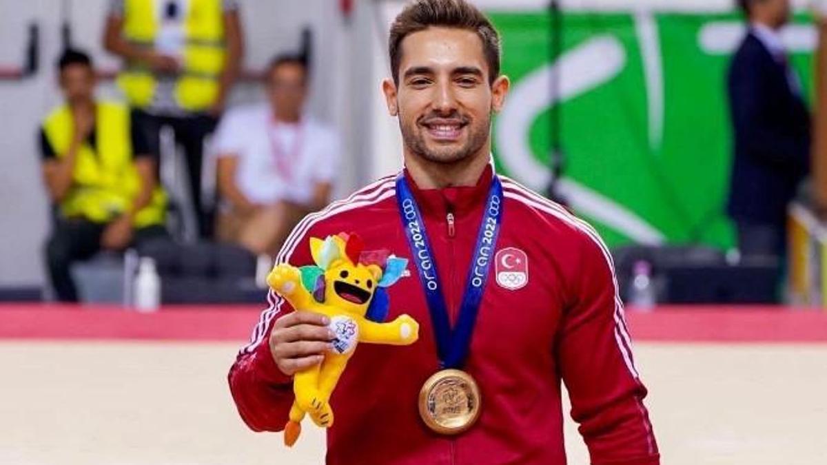 Dünya şampiyonu cimnastikçi İbrahim Çolak’a büyük onur!
